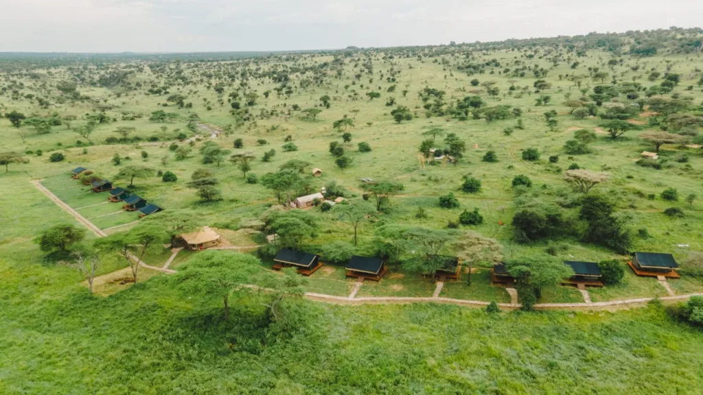 Luxury tent at Kenzan Serengeti Central Tented Camp in Serengeti National Park.