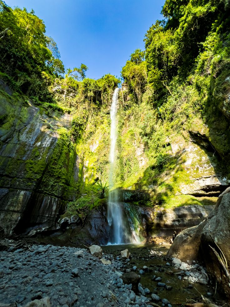Day trip to Napuru Waterfalls - Tanzania Safari Experience