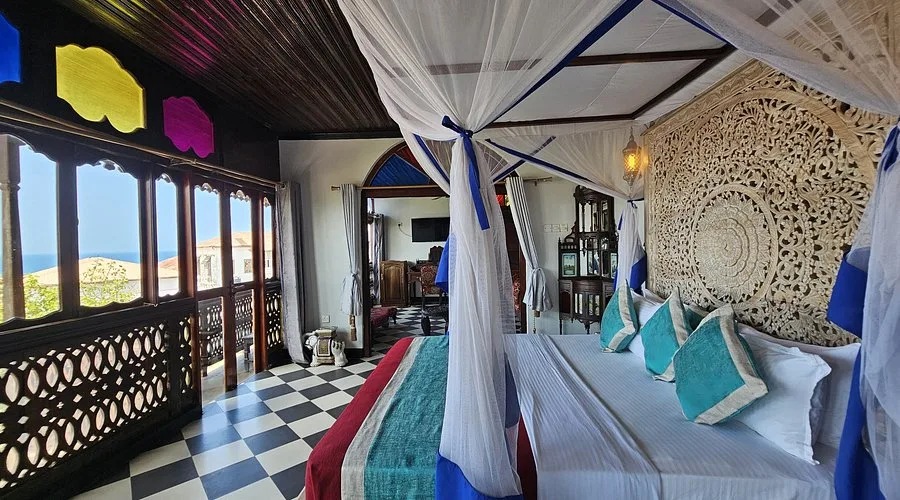 Dhow Palace Hotel - Tanzania Safari Experience