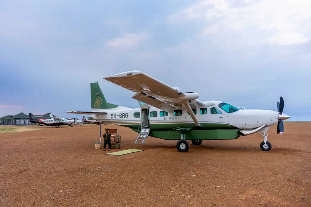 Flight from Zanzibar to Seronera by Miracle Air - Tanzania Safari Experience