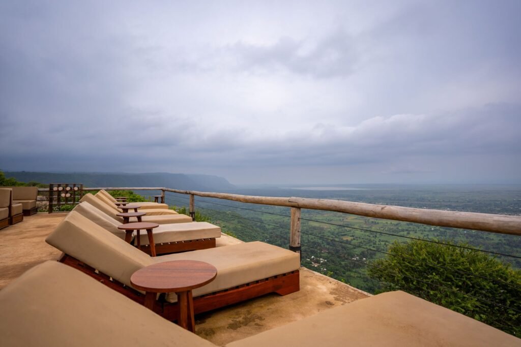 Manyara Best View Lodge - Tanzania Safari Experience