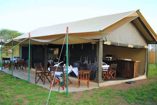 Central Serengeti – Tanzania Bush Camps